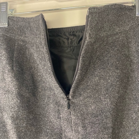 Old Navy Clothing Co Vintage Wool Blend Gray Mini Skirt Size 4 - Picture 6 of 11